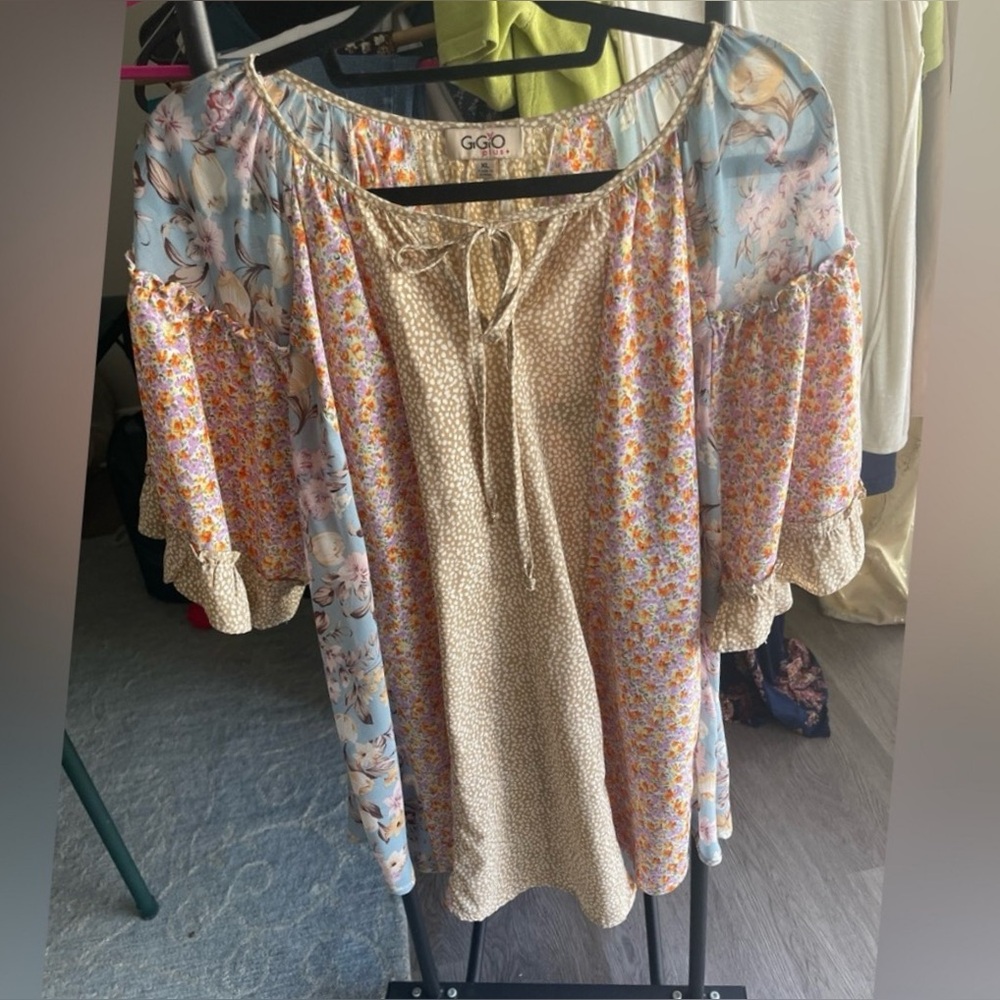 Gigio Multicolor Floral and Dot Blouse